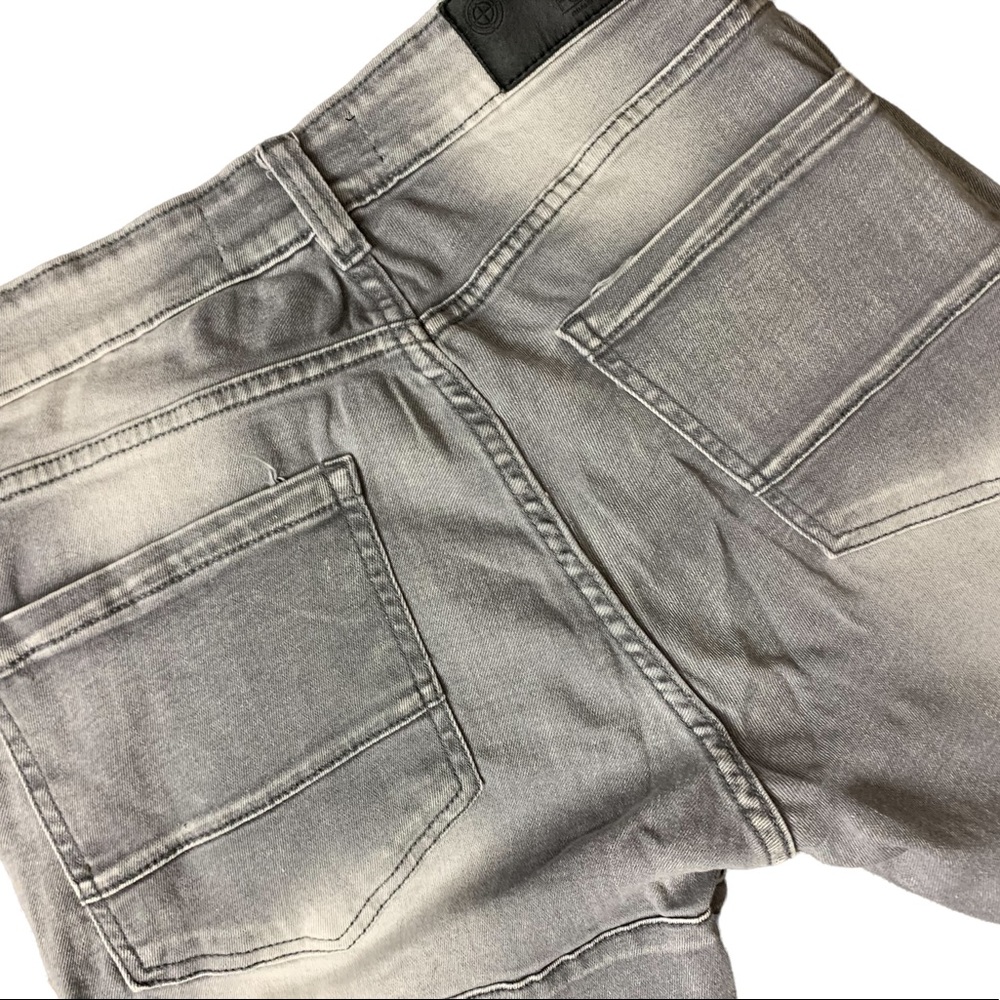 Focus Jeans - Picture 7 of 8